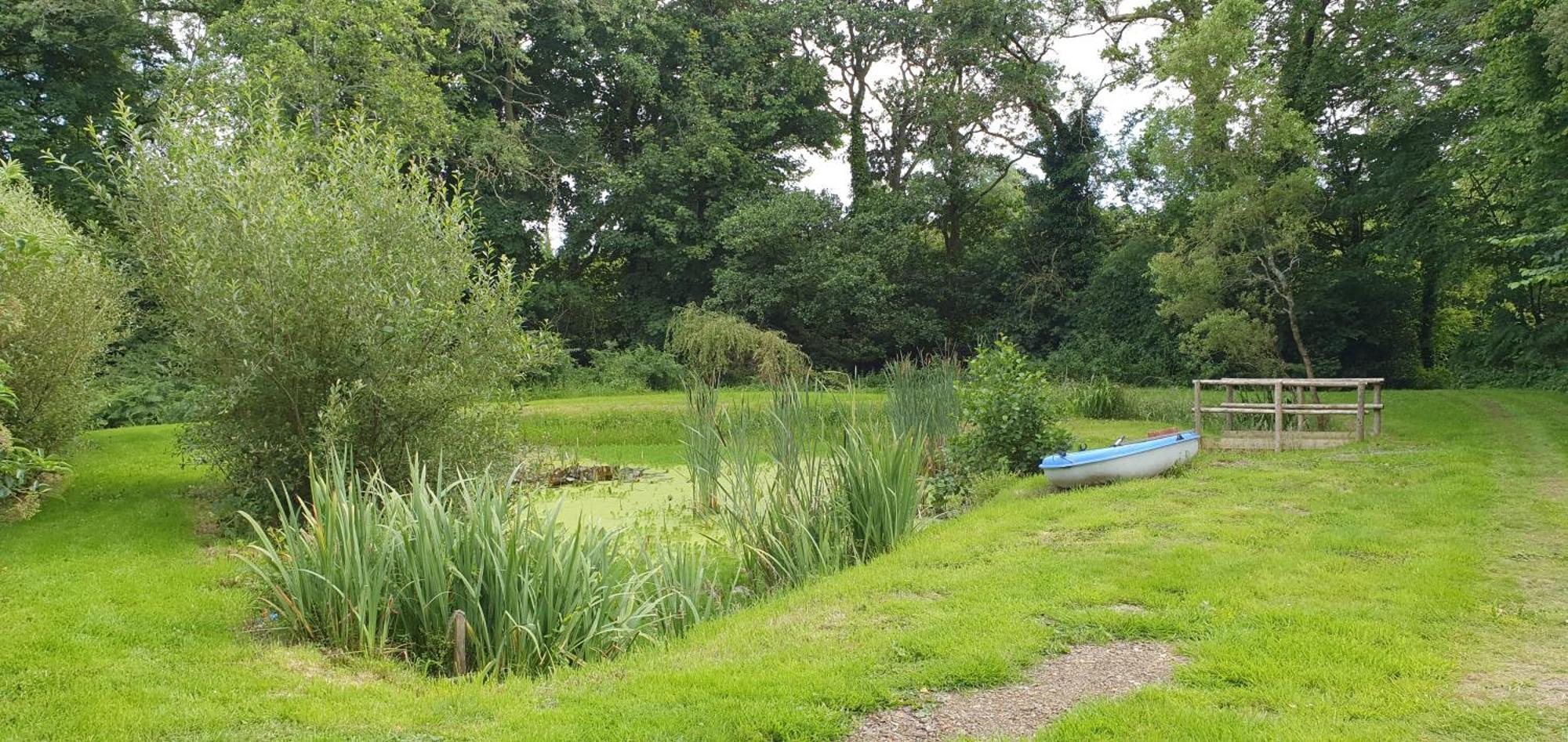 Budget Stay, In Lovely Private Setting With Rustic Charm, Log Burner, Fire Pit, Campers Kitchen & Eco Loo No Bedding Supplied Narberth Exterior photo